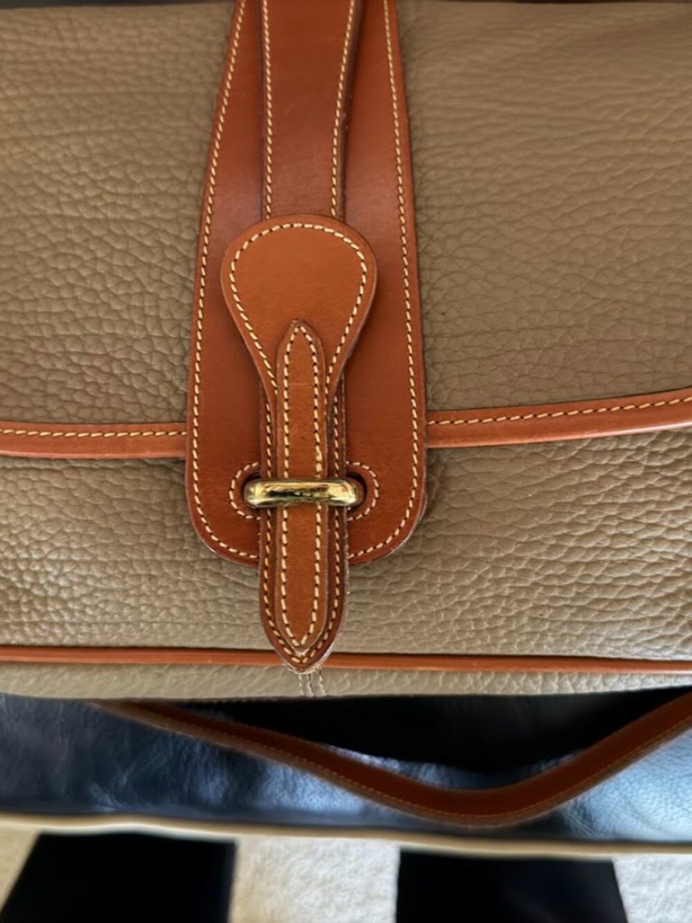 Vintage Dooney & Bourke Taupe and Saddle Tan Leather Shoulder Bag - Picture 2 of 12